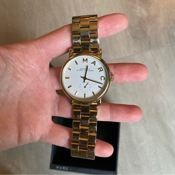 Marc by Marc Jacobs Gold Watch - Picture 1 of 4